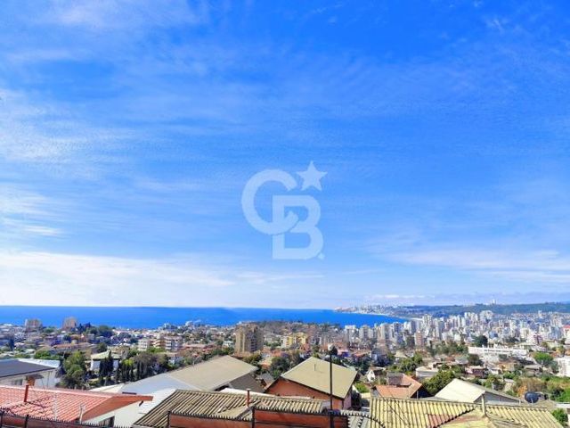 Casa preciosa con vista al mar