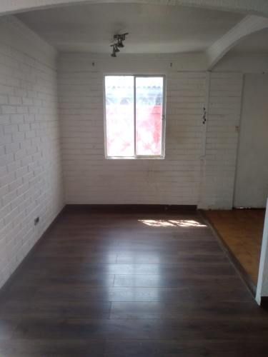 ACOGEDORA CASA EN VENTA (3D-1B) - PSJE. REINILLA, PUENTE ALTO