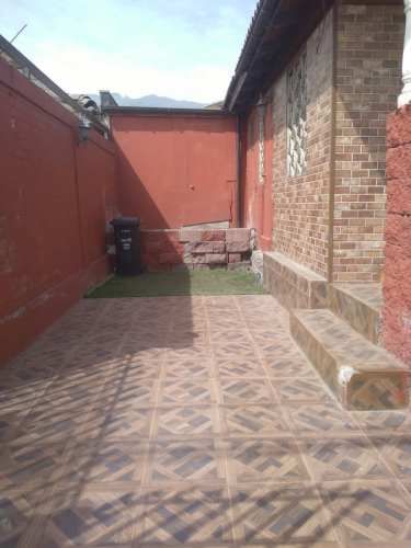 ACOGEDORA CASA EN VENTA (3D-1B) - PSJE. REINILLA, PUENTE ALTO