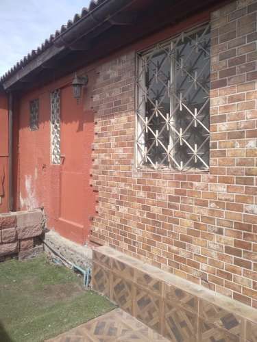 ACOGEDORA CASA EN VENTA (3D-1B) - PSJE. REINILLA, PUENTE ALTO