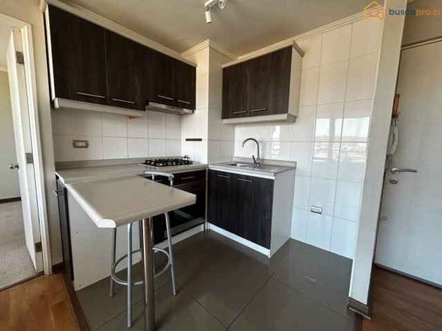 Departamento en arriendo c/ estacionamiento en Centro de Concepción