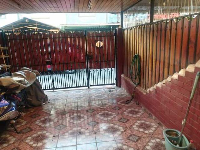 SE VENDE LINDA CASA DE TRS DORMITORIOS EN SAN BERNARDO