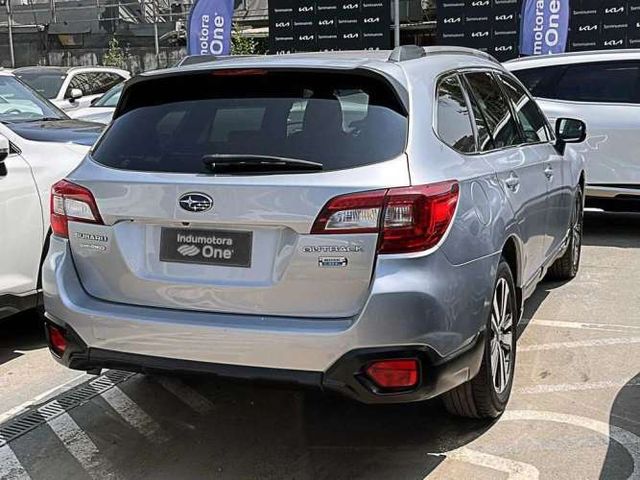 SUBARU OUTBACK 2019