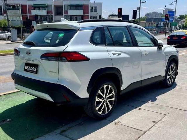TOYOTA COROLLA CROSS 2024