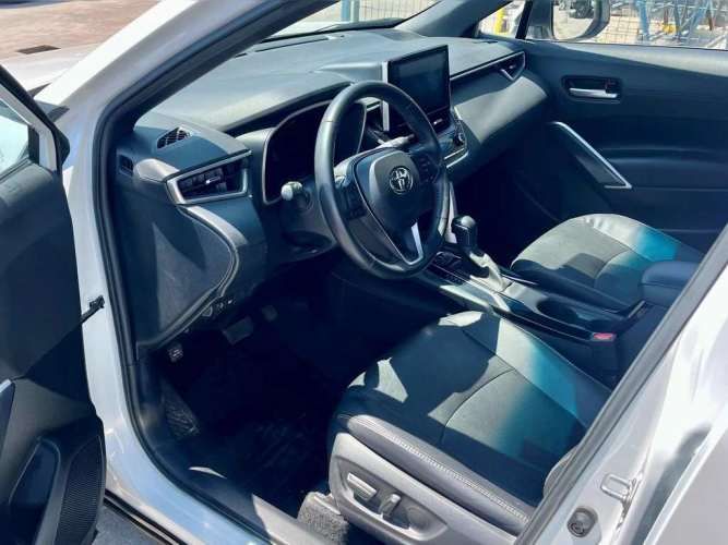 TOYOTA COROLLA CROSS 2024