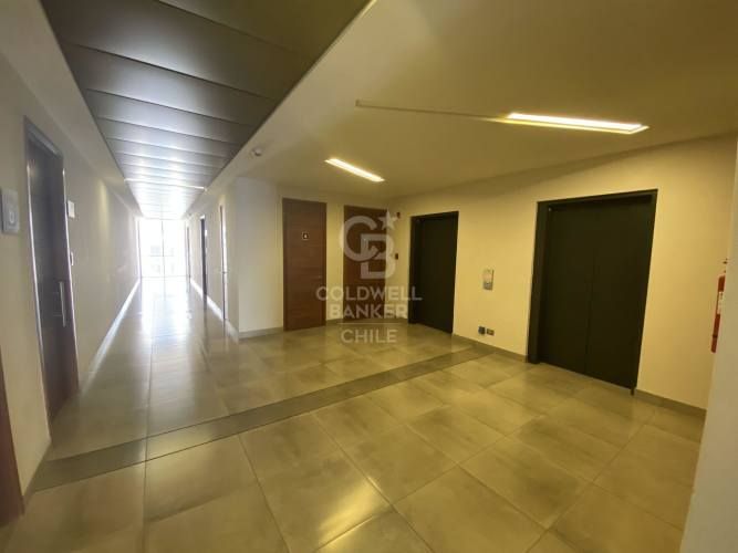 OFICINA CON VISTA DESPEJADA EN PUERTAS DE CHICUREO