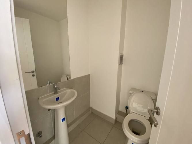 OFICINA CON VISTA DESPEJADA EN PUERTAS DE CHICUREO