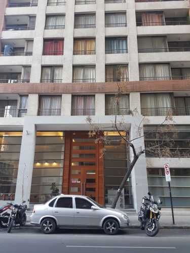 Depto en Morande de 3 dorm 2 baños, Metro Santa Ana