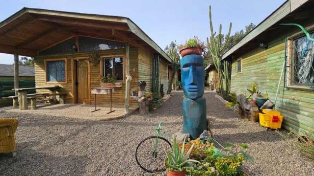 VENTA COMPLEJO TURÍSTICO EL QUISCO 10 CABAÑAS