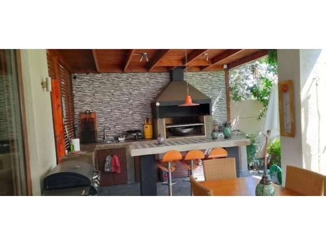 Magnífica Casa Mediterranea No Perimetral En Piedra Roja