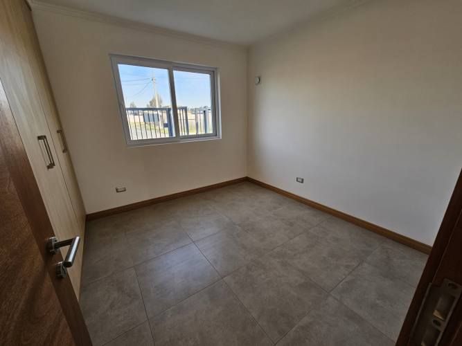 CASA EN PARCELAS SAN VALENTÍN