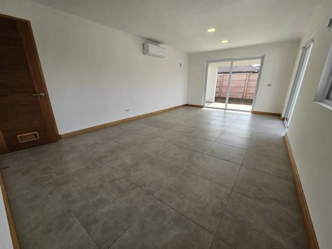 CASA EN PARCELAS SAN VALENTÍN