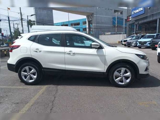 NISSAN QASHQAI 2018