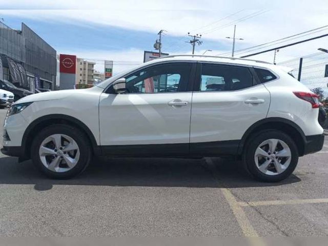 NISSAN QASHQAI 2018