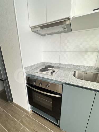 Nuevo y Amplio Depto. Estudio amoblado en Arriendo