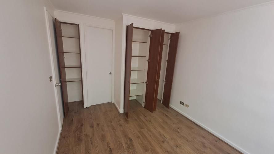 SE ARRIENDA DEPARTAMENTO AÑO CORRIDO EN SANTIAGO CENTRO GASTO COMUN INCLUIDO, 2 DORMITORIOS Y 2 BAÑOS, BODEGA