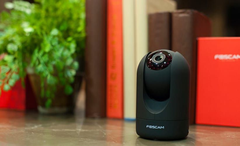 Tecnico instalador de cámaras de vigilancia