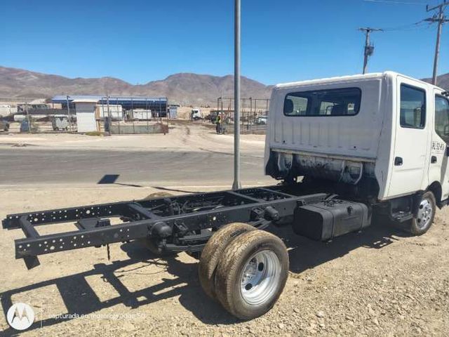 CAMION HINO XZU 617 DOBLE CABINA 2022