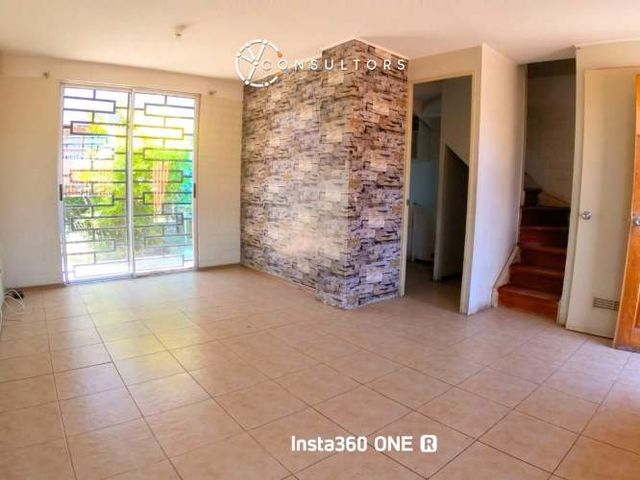 Venta Amplia Casa 2 Pisos | Lago Blanco, San Bernardo