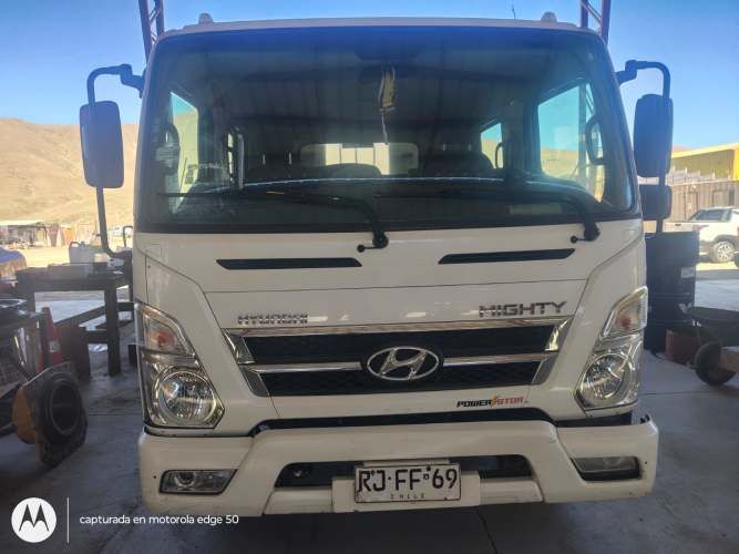 CAMION HYUNDAI  EX6 DLX DC, AÑO 2021
