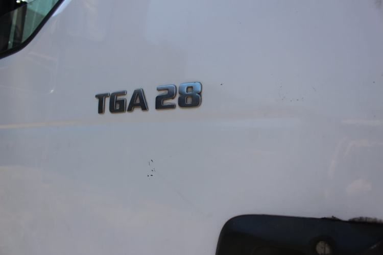 Tracto Man TGA28 AÑO  LITERA