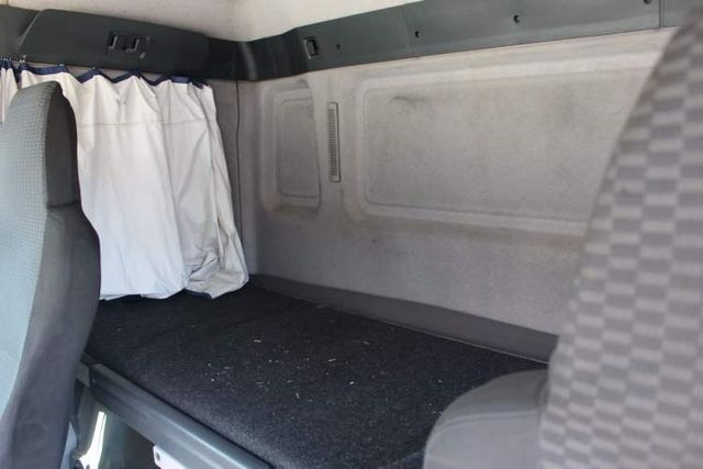 Tracto Man TGA28 AÑO  LITERA