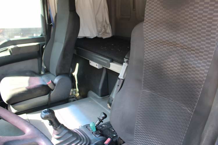 Tracto Man TGA28 AÑO  LITERA