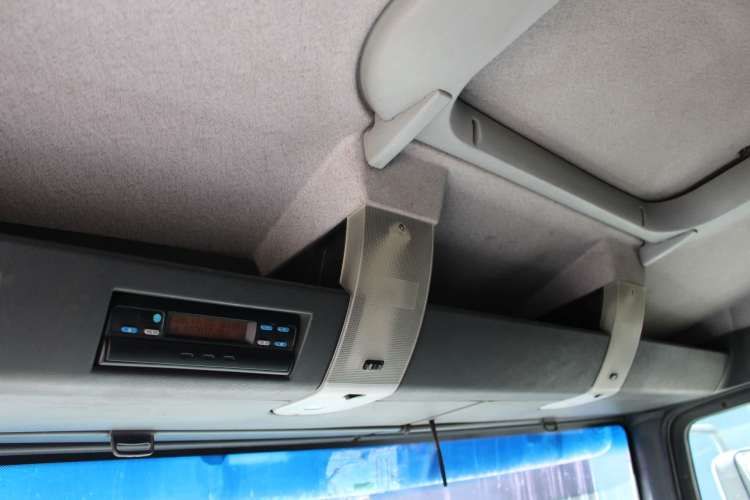 Tracto Man TGA28 AÑO  LITERA