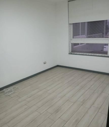 Se arrienda por su dueña