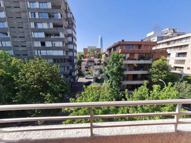 Depto en Providencia: comodidad y seguridad.