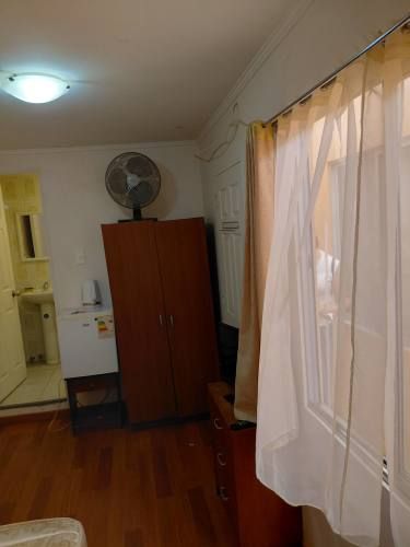Pieza entrada independiente baño privado coviefi sur