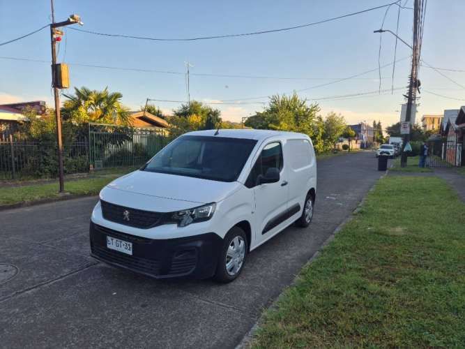 Peugeot partner año 2020 full diesel