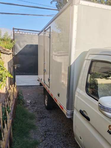 SE VENDE CAMIÓN KYC T3 CARGO BOX – AÑO 2022