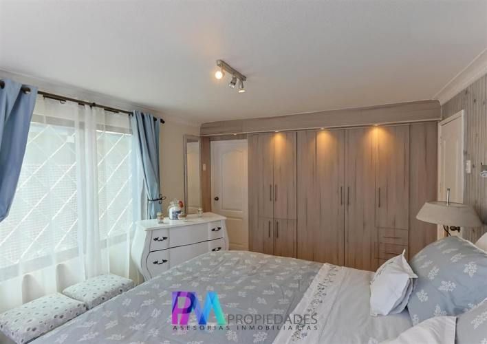 CASA jose toribio medina con luis cruz