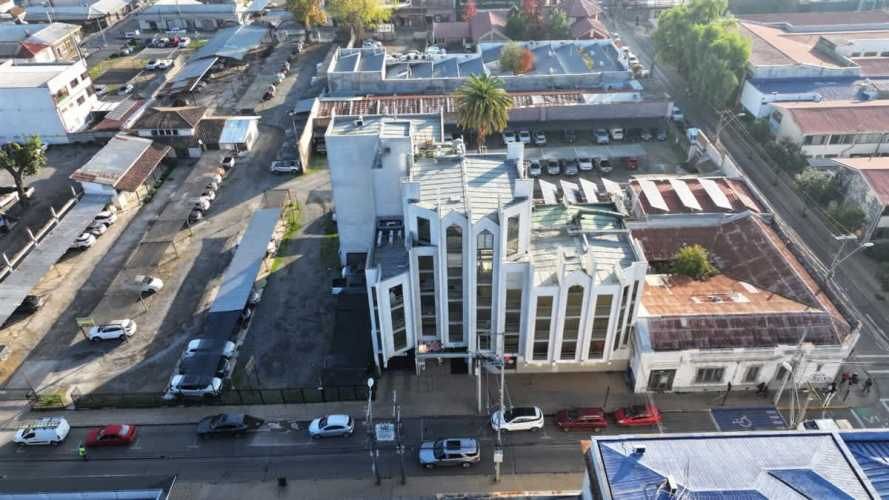 LOCAL COMERCIAL YUNGAY 475. Edificio Medico Escorial