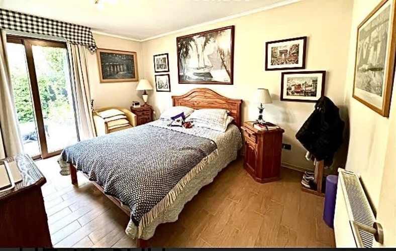 CASA PIEDRA ROJA, CHICUREO