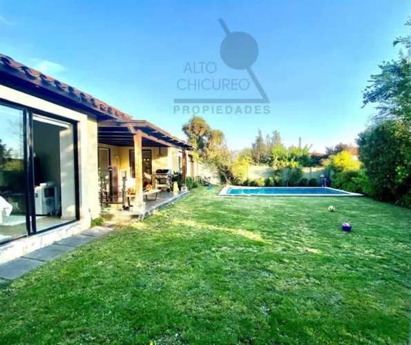 CASA PIEDRA ROJA - CHICUREO