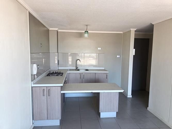 Acogedor departamento seminuevo a pasos  Metro Lo Ovalle