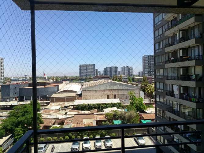 Acogedor departamento seminuevo a pasos  Metro Lo Ovalle