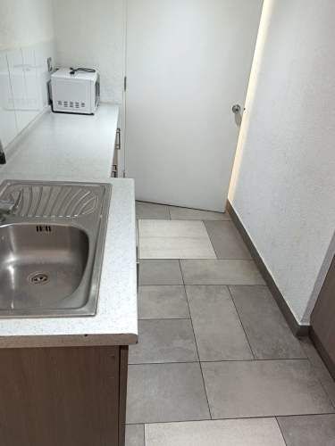 Acogedor departamento seminuevo a pasos  Metro Lo Ovalle