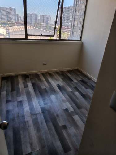 Acogedor departamento seminuevo a pasos  Metro Lo Ovalle