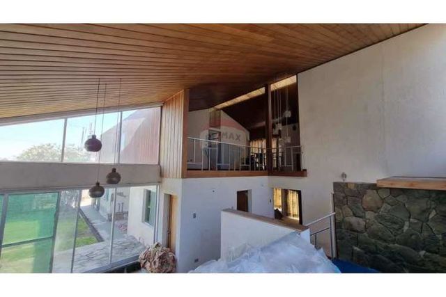 Nuevo valor casa con gran terreno