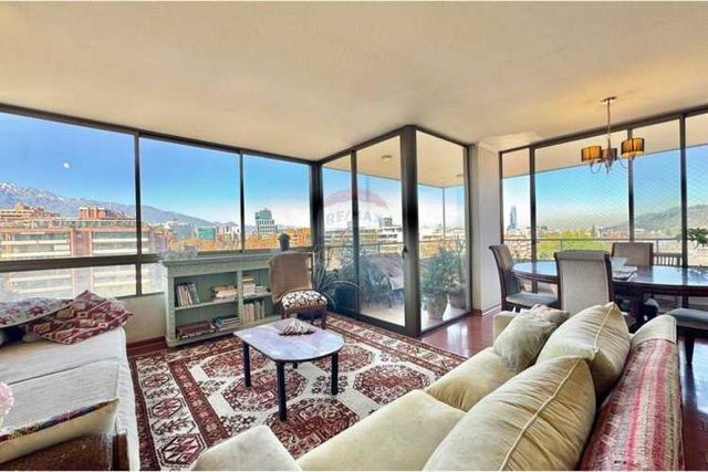 Amplio depto familiar con vista despejada