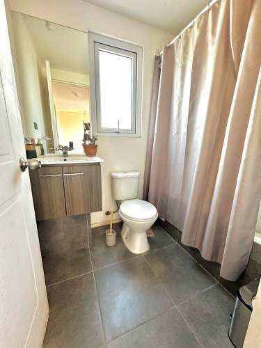 CASA EN EXCELENTE ESTADO EN SECTOR NOS SAN BERNARDO