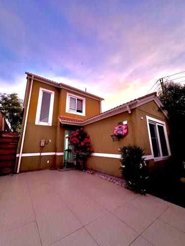 CASA EN EXCELENTE ESTADO EN SECTOR NOS SAN BERNARDO