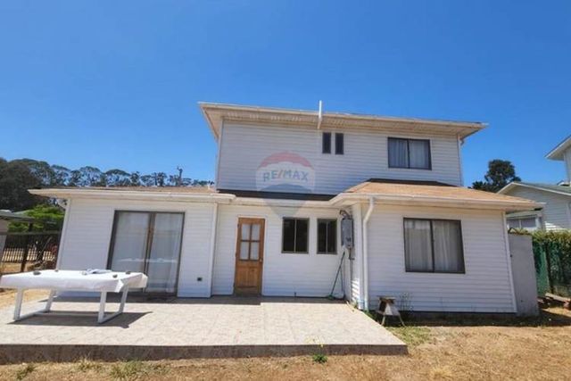 Casa en venta algarrobo, 5d 3b construcción nueva