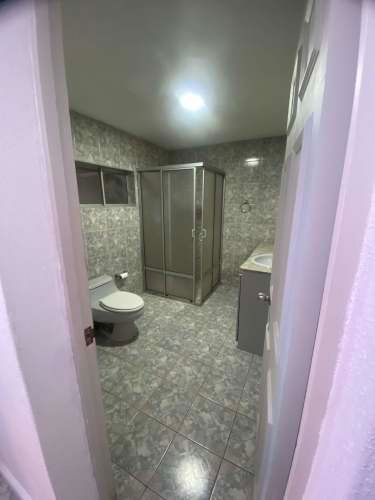 ARRIENDO CASA 5D 2B CON CERTIFICACION