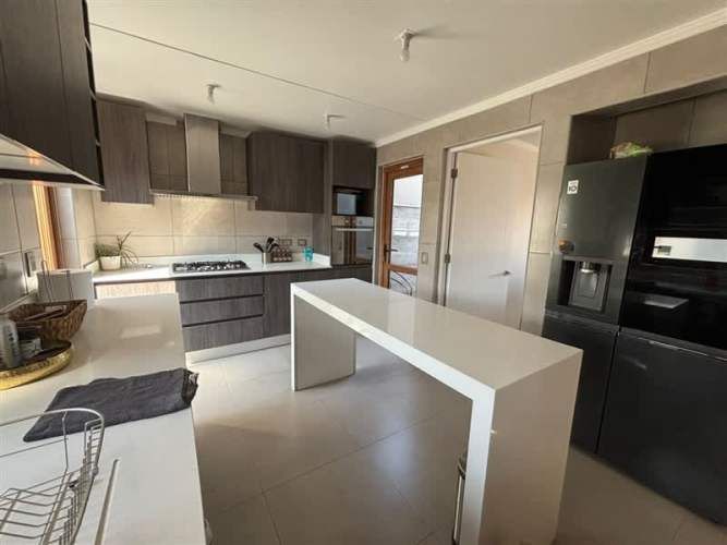 CASA CONDOMINIO LOS NIDALES