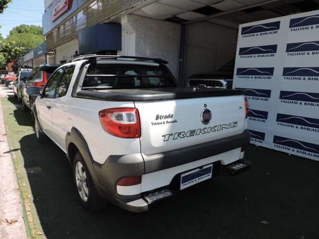 FIAT STRADA TREKKING 1.4 2016