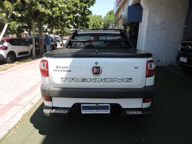 FIAT STRADA TREKKING 1.4 2016